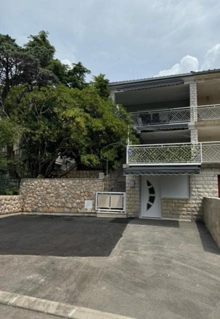 דראמליי Lory Apartmani מראה חיצוני תמונה